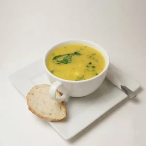 Cauliflower cheese soup with roll